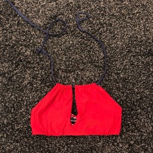 Frankie’s bikinis Top